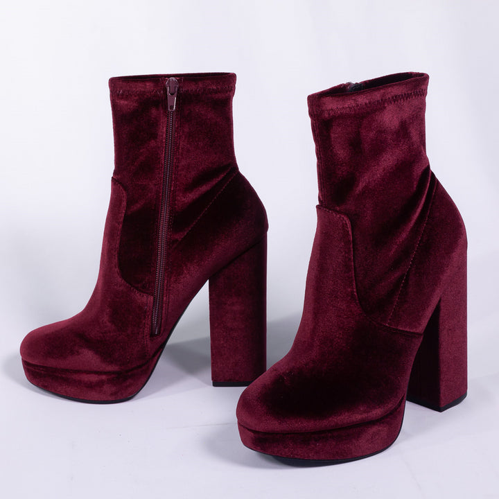 Velvet Shoe
