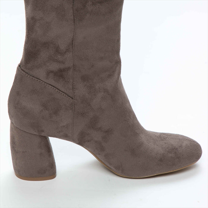 حذاء شتوي للركبة شمواه