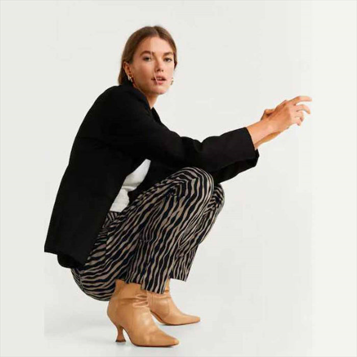 سروال قصير نحيف