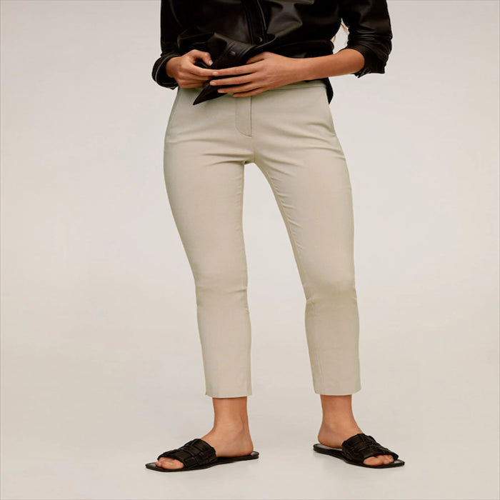 سروال قصير نحيف