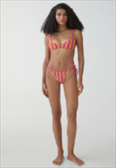 ملابس سباحة