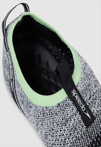 حذاء سباحة سبيدو