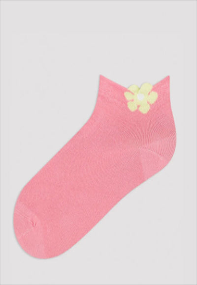 جوارب وردية