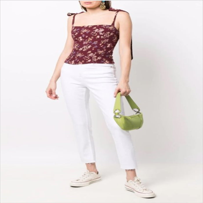 جينز بقصة ضيقة