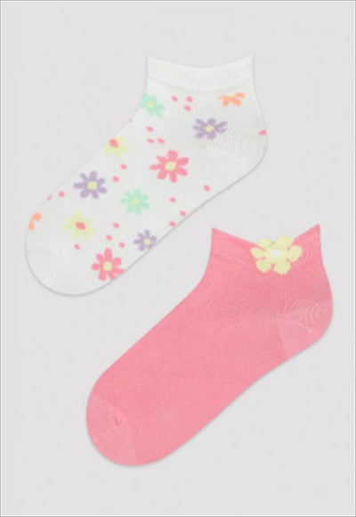 جوارب وردية