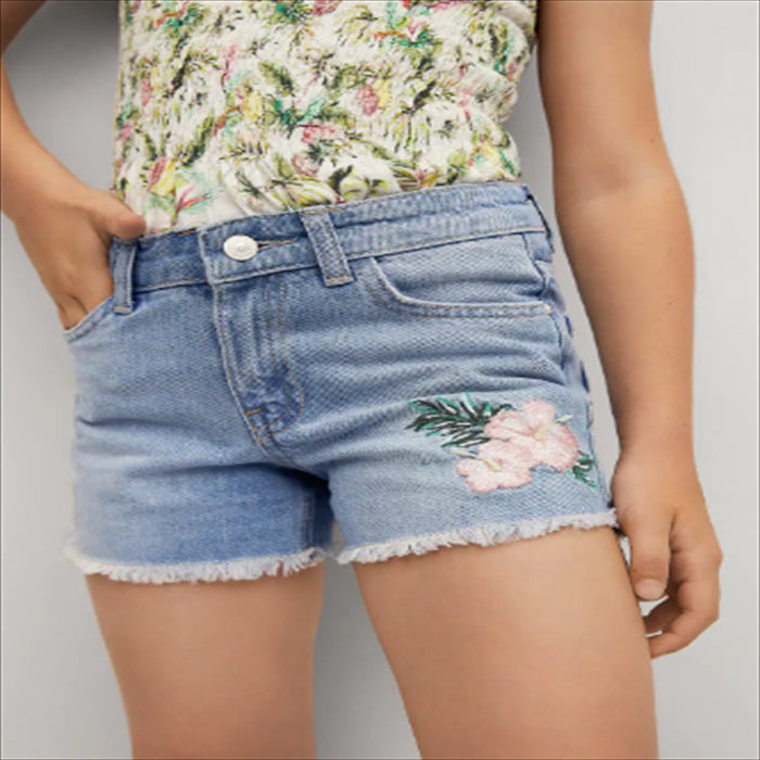 بنطلون قصير