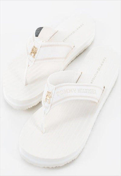 صندل شاطئ مخطط