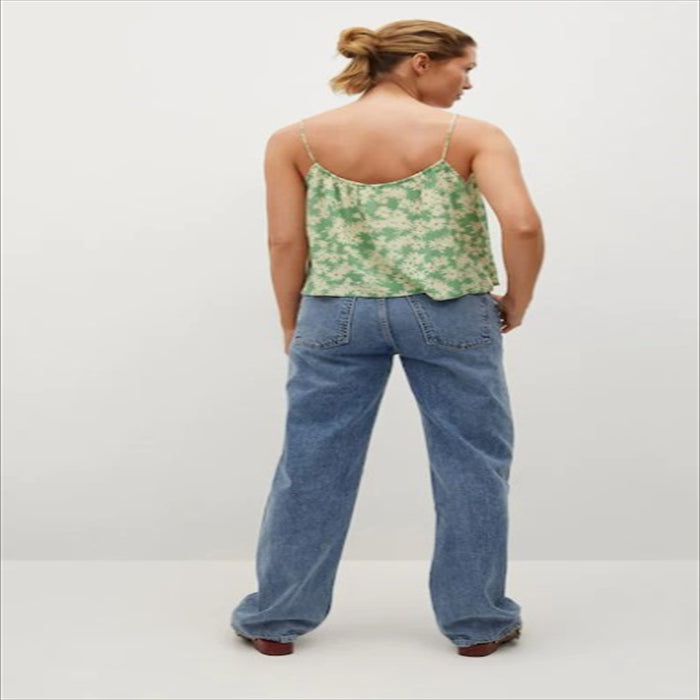 بلوزة بدون اكمام