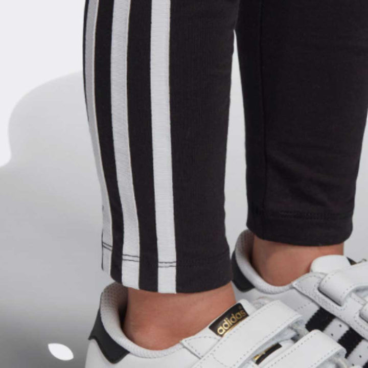 بنطال رياضي