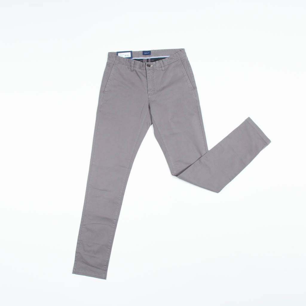 بنطال تشينو