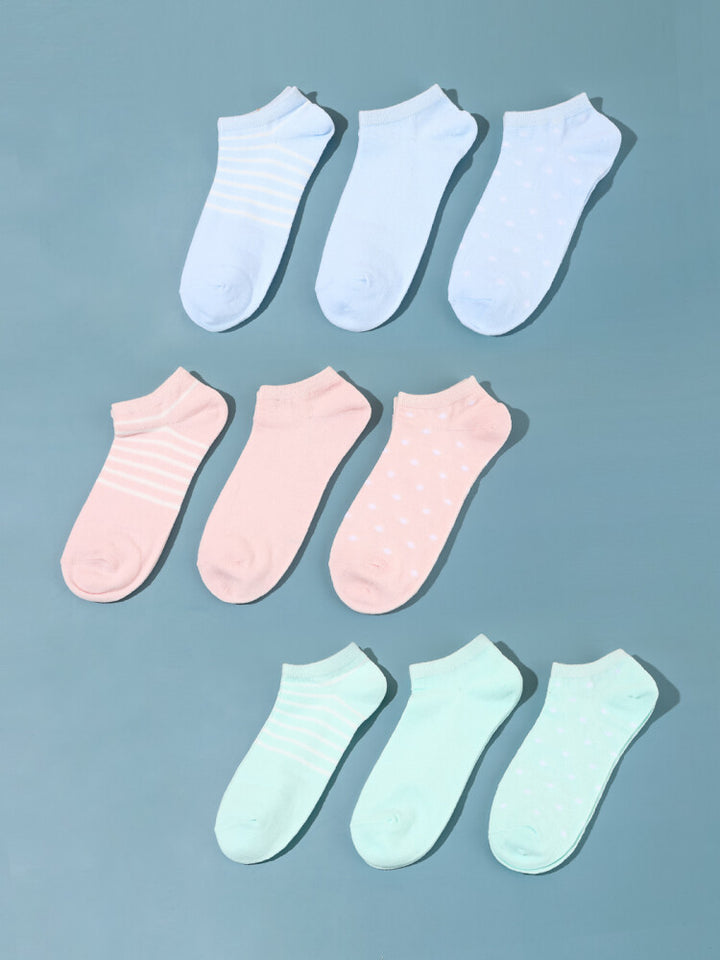 جوارب نسائية منخفضة