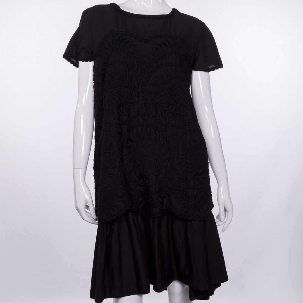 فستان بكشكش