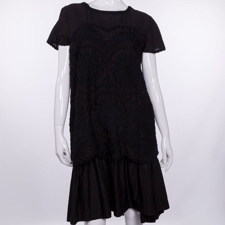 فستان بكشكش