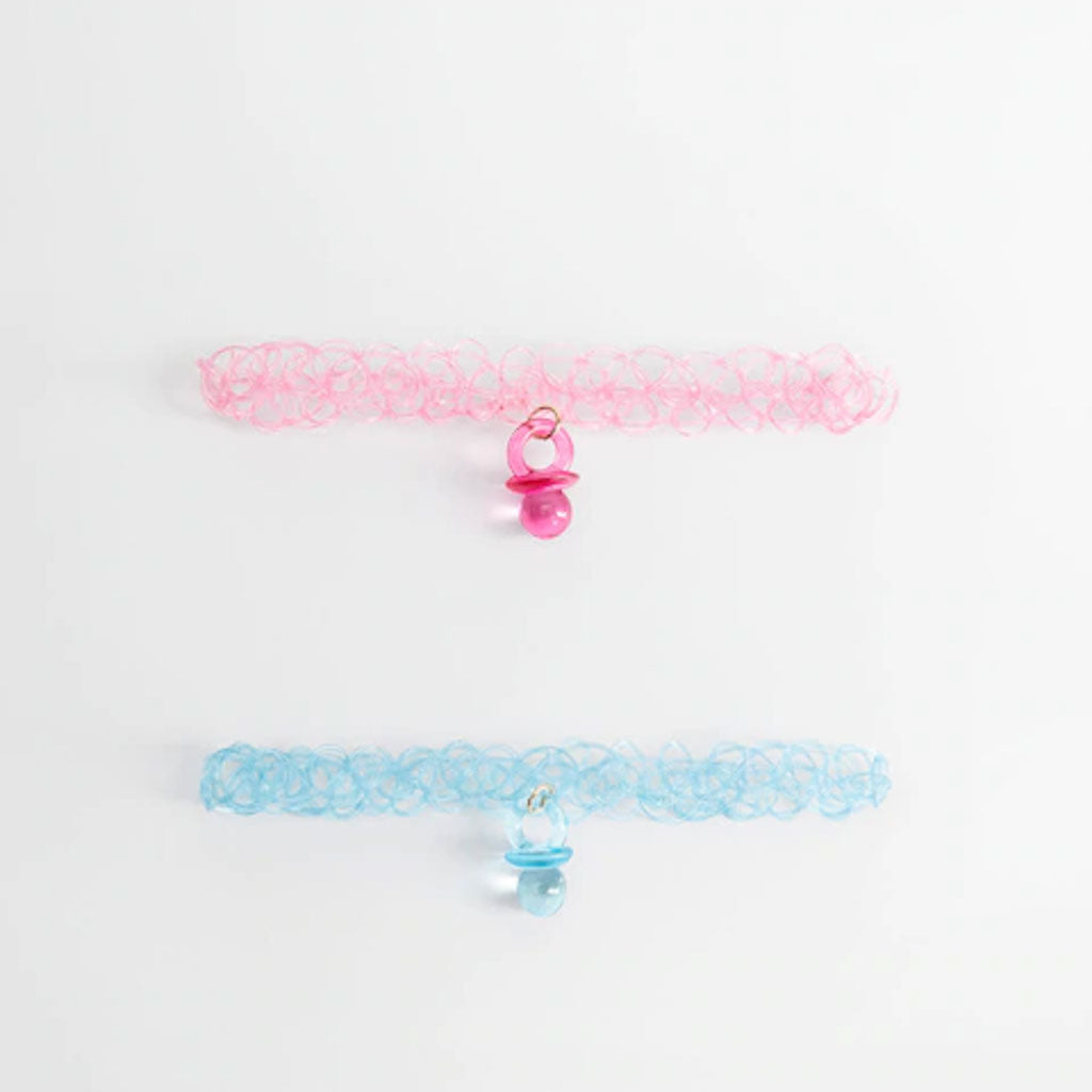 عقد لهاية أطفال