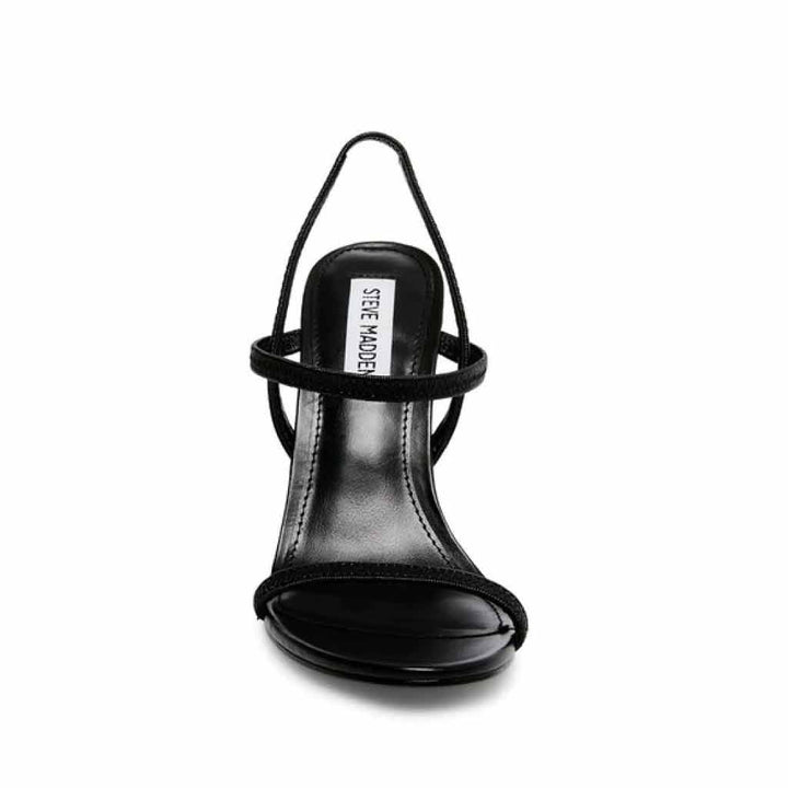 حذاء بكعب عالي