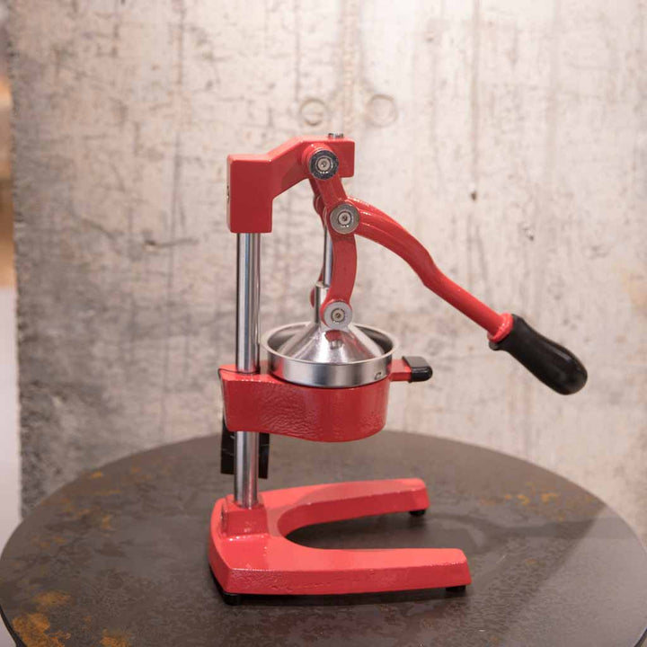 عصارة يدوية