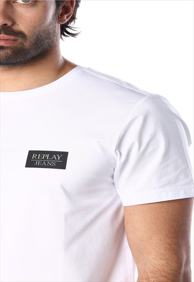 تي شيرت أبيض