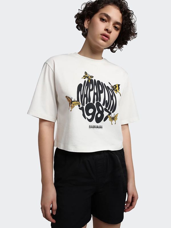 تيشيرت قصير