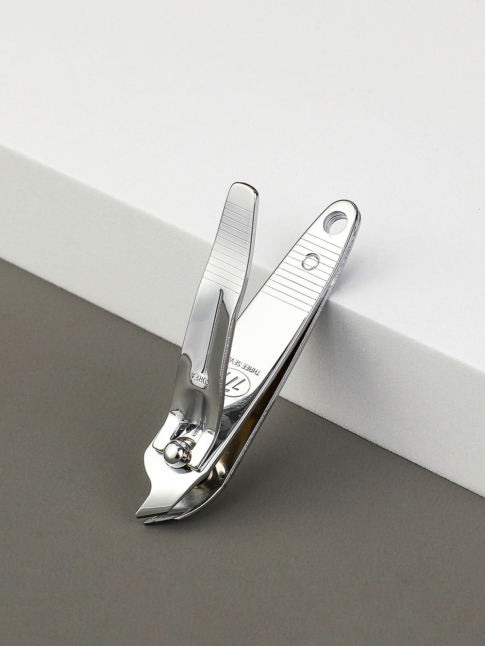 Special nail clippers