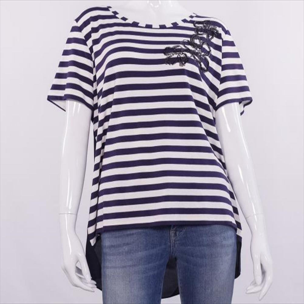 بلوزة مخططة