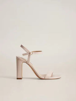 Heeled leather sandal