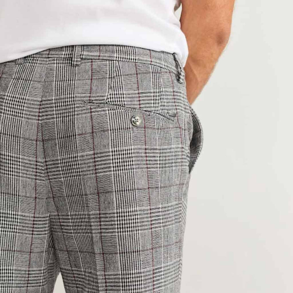 بنطال بتلوين مربعات