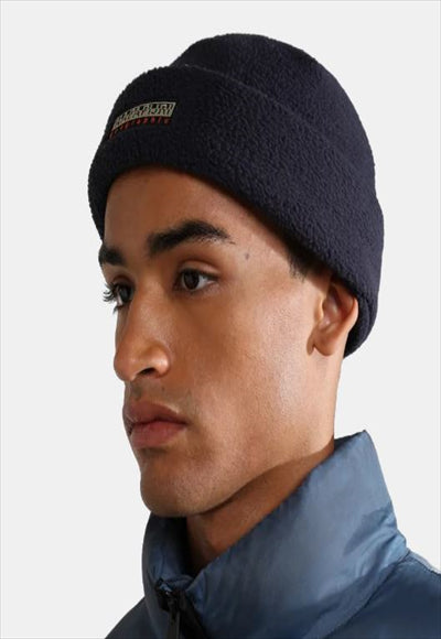 قبعة رجالية