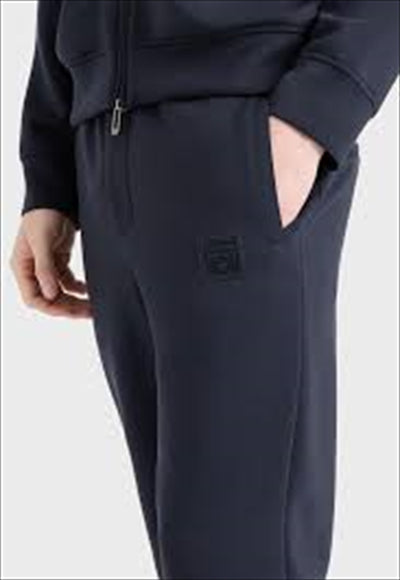 بدلة رياضية