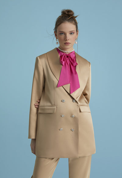 طقم من قطعتين