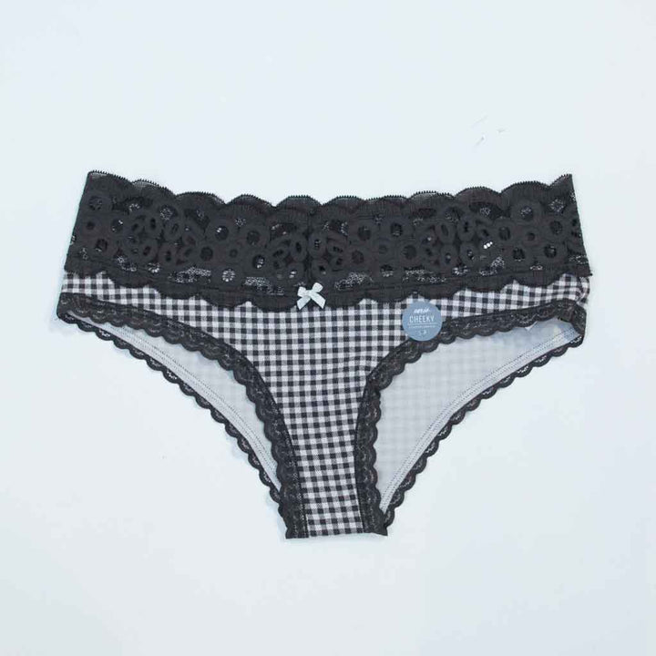 ملابس داخلية