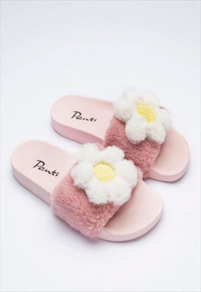 حذاء منزلي مزين بالزهر