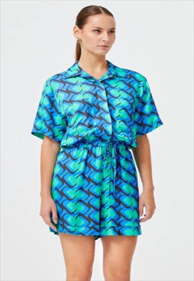 أفرول بأكمام قصيرة