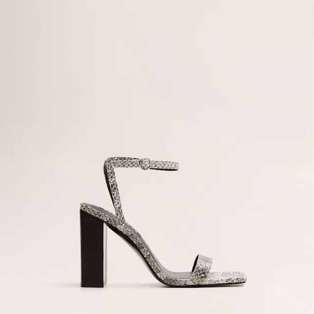 صندل كعب عالي