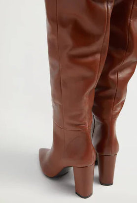 long leather boot