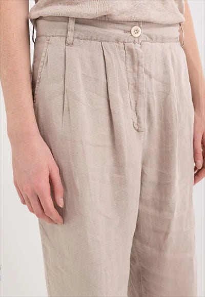 بنطلون عريض