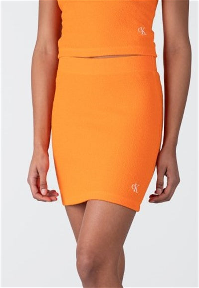 تنورة قصيرة