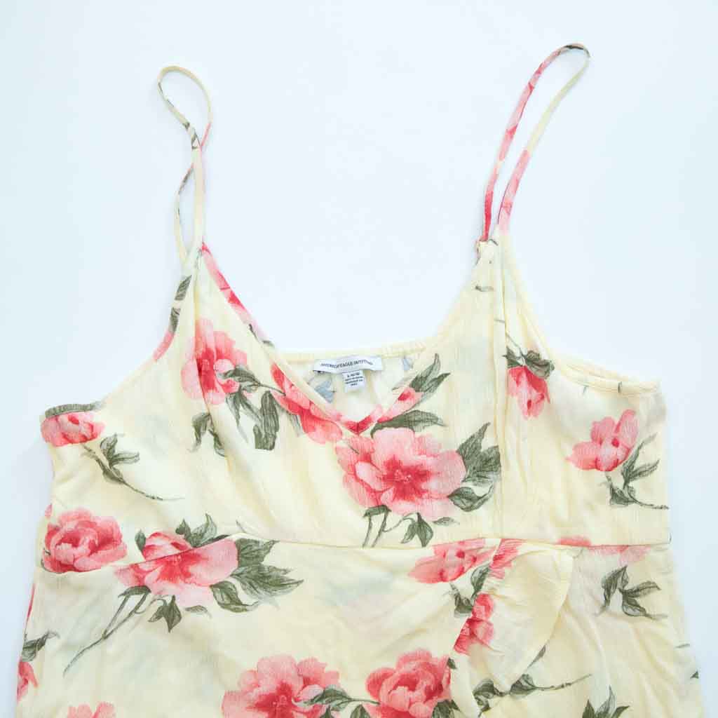 sleeveless blouse