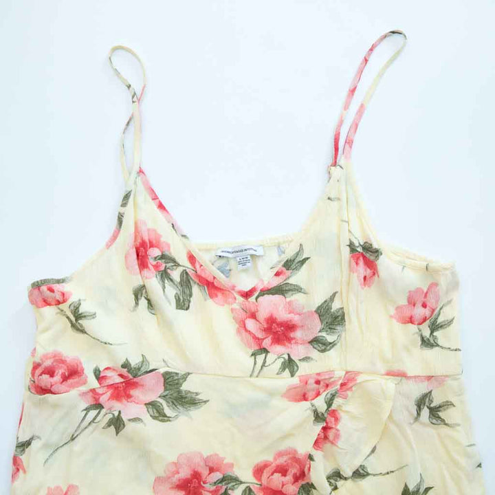 sleeveless blouse