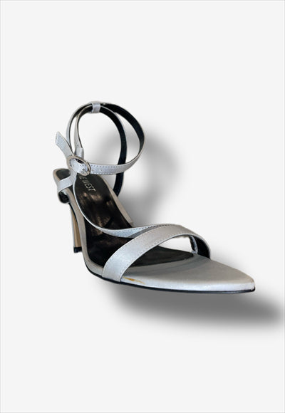 صنادل كعب عالي