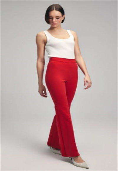 بنطلون بسحاب جانبي