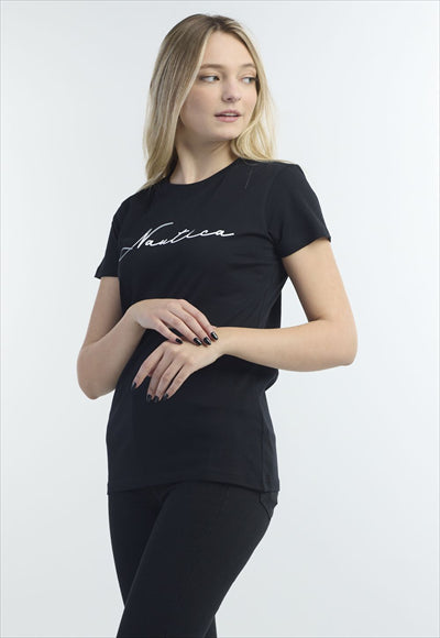 short-sleeved t-shirt