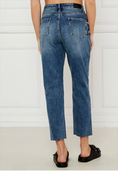 بنطلون جينز