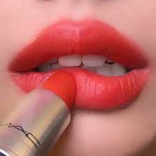 matte lipstick