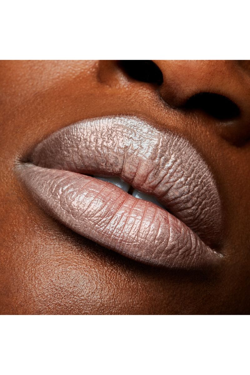 Frosted red lipstick gel