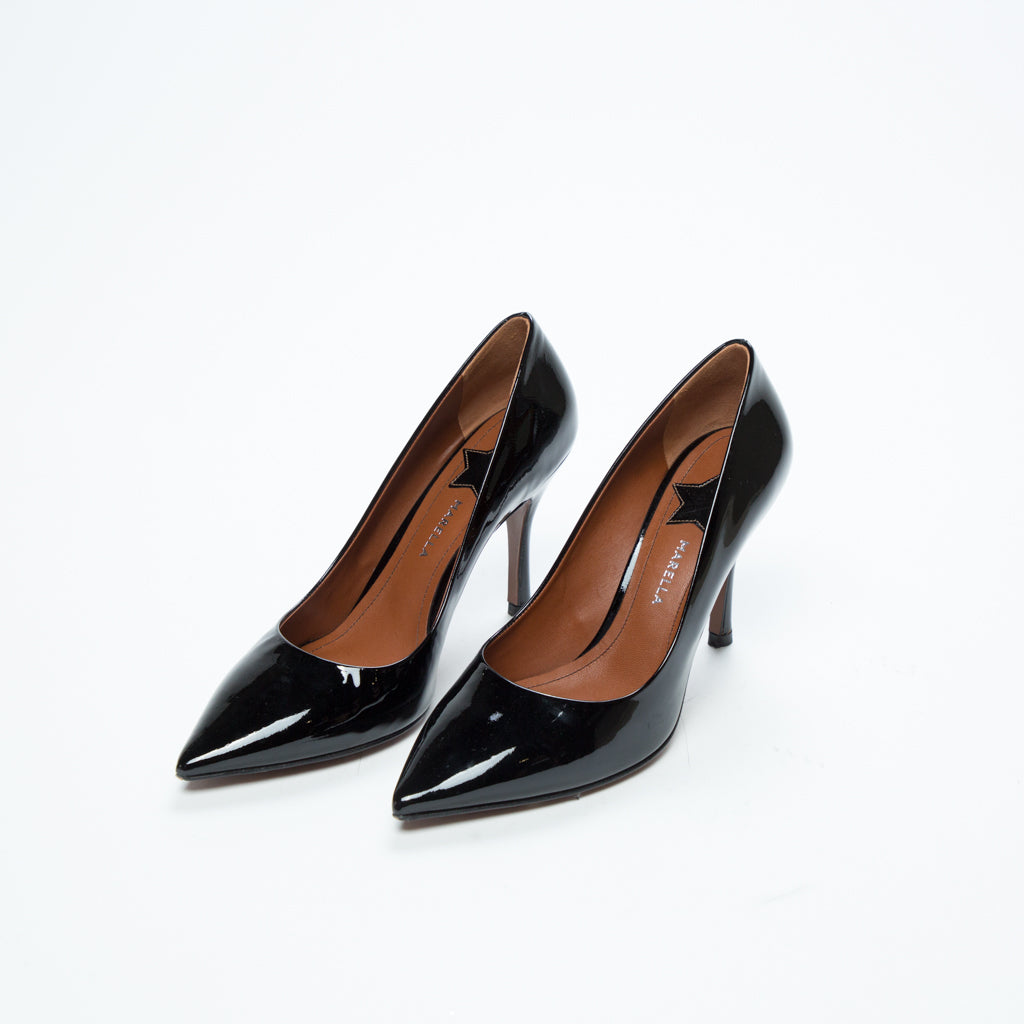 حذاء كعب لميع