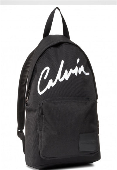 حقيبة الظهر