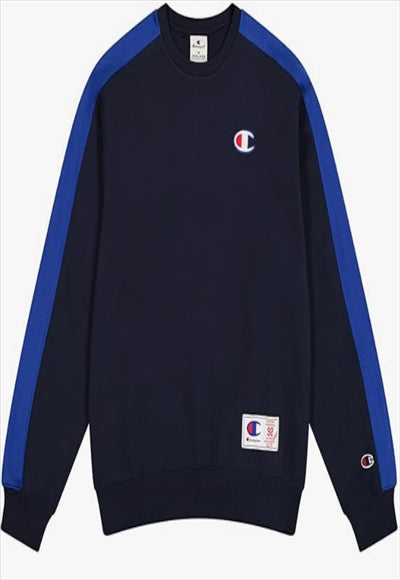 تي شيرت بأكمام طويلة ورقبة دائرية