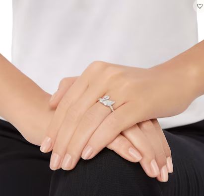 Swarovski Iconic Swan ring white, rhodium-plated