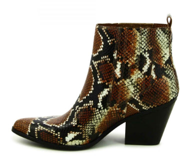 جزمة للكاحل