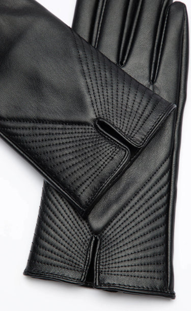 قفازات يدين